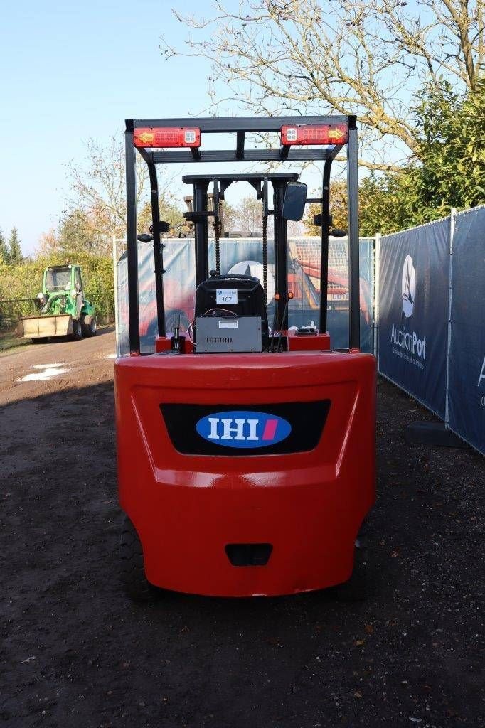 Frontstapler a típus IHI GPD 30, Neumaschine ekkor: Antwerpen (Kép 4)