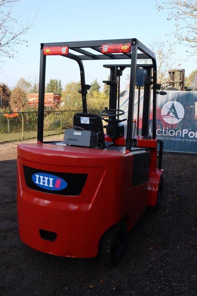 Frontstapler a típus IHI GPD 30, Neumaschine ekkor: Antwerpen (Kép 5)