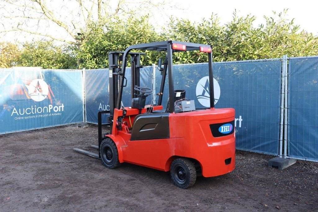 Frontstapler a típus IHI GPD 30, Neumaschine ekkor: Antwerpen (Kép 3)