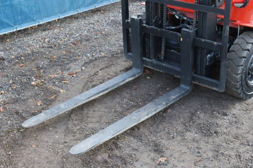 Frontstapler a típus IHI GPD 30, Neumaschine ekkor: Antwerpen (Kép 10)