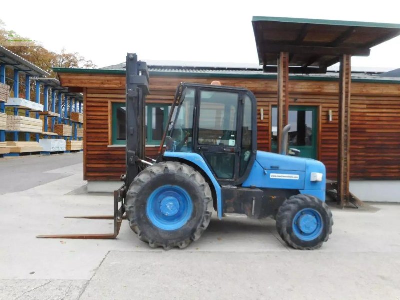 Frontstapler des Typs JCB 926-4 ( allrad ) triplex 5,5m, Gebrauchtmaschine in ST. NIKOLAI/DR. (Bild 1)