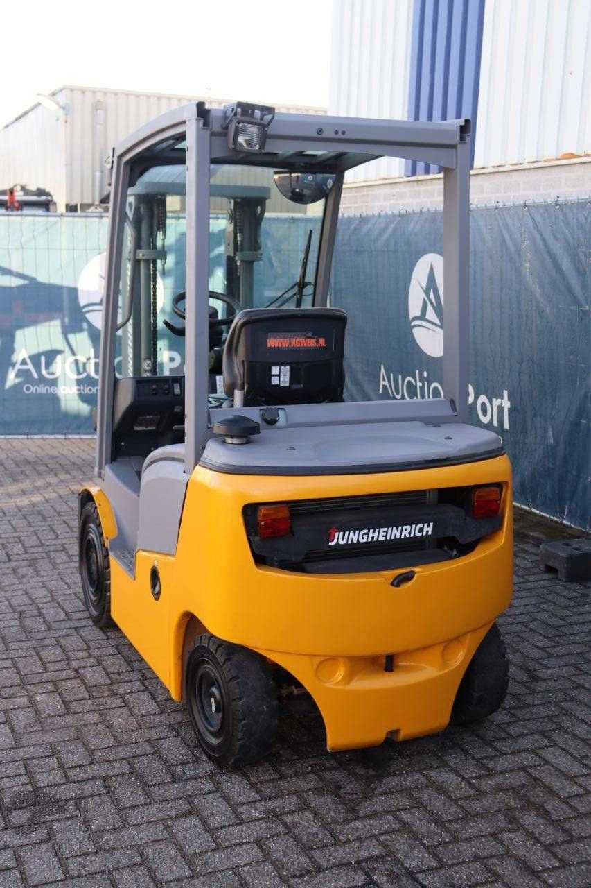 Frontstapler типа Jungheinrich DFG 316, Gebrauchtmaschine в Antwerpen (Фотография 4)