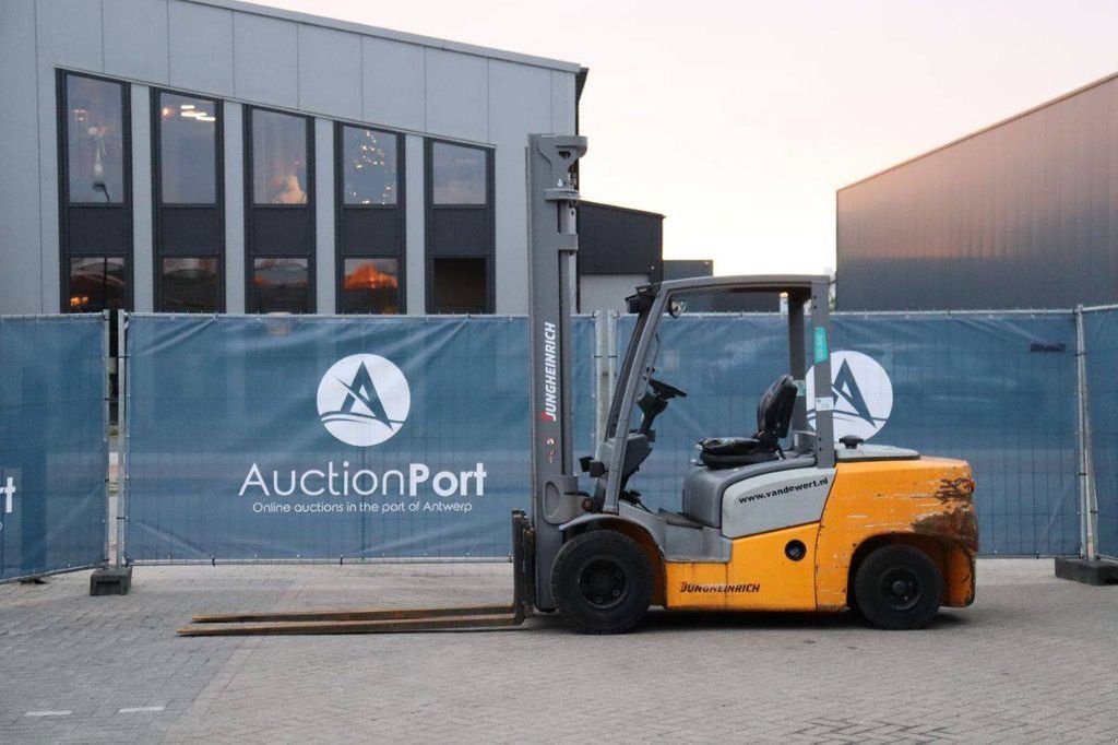 Frontstapler του τύπου Jungheinrich DFG 435, Gebrauchtmaschine σε Antwerpen (Φωτογραφία 1)