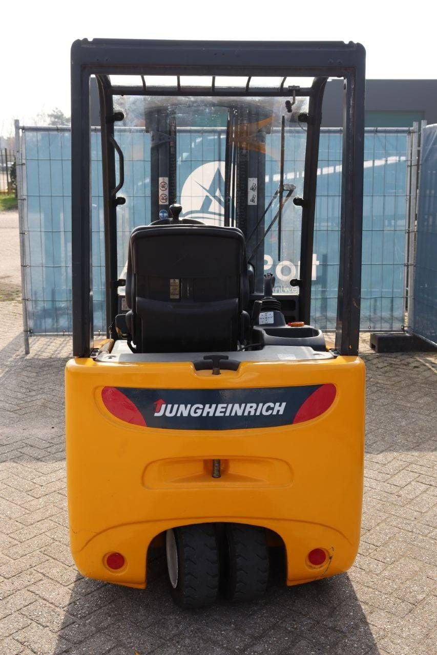 Frontstapler del tipo Jungheinrich EFG 215, Gebrauchtmaschine In Antwerpen (Immagine 5)