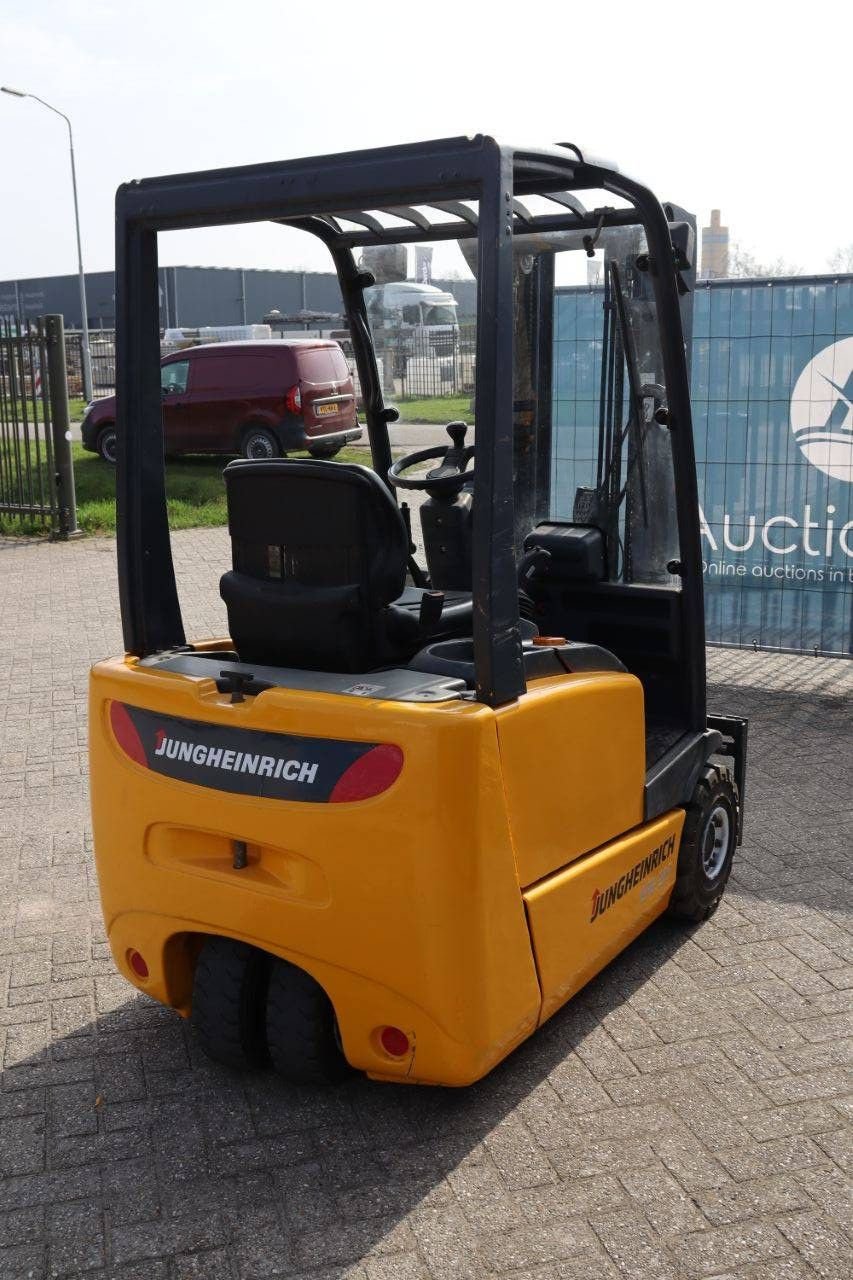 Frontstapler del tipo Jungheinrich EFG 215, Gebrauchtmaschine In Antwerpen (Immagine 7)