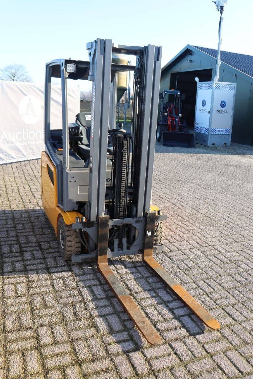 Frontstapler of the type Jungheinrich EFG 216k, Gebrauchtmaschine in Antwerpen (Picture 8)