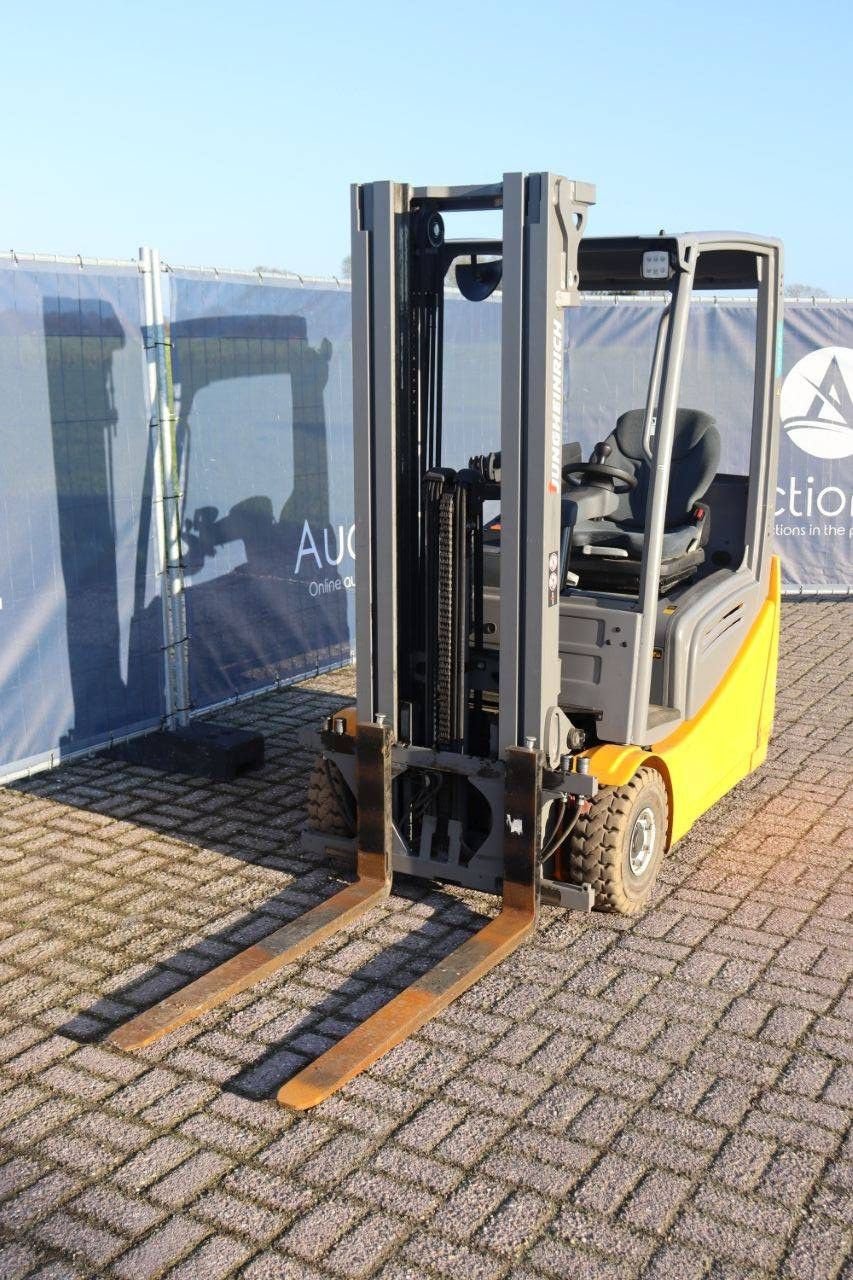 Frontstapler typu Jungheinrich EFG 216k, Gebrauchtmaschine v Antwerpen (Obrázek 10)