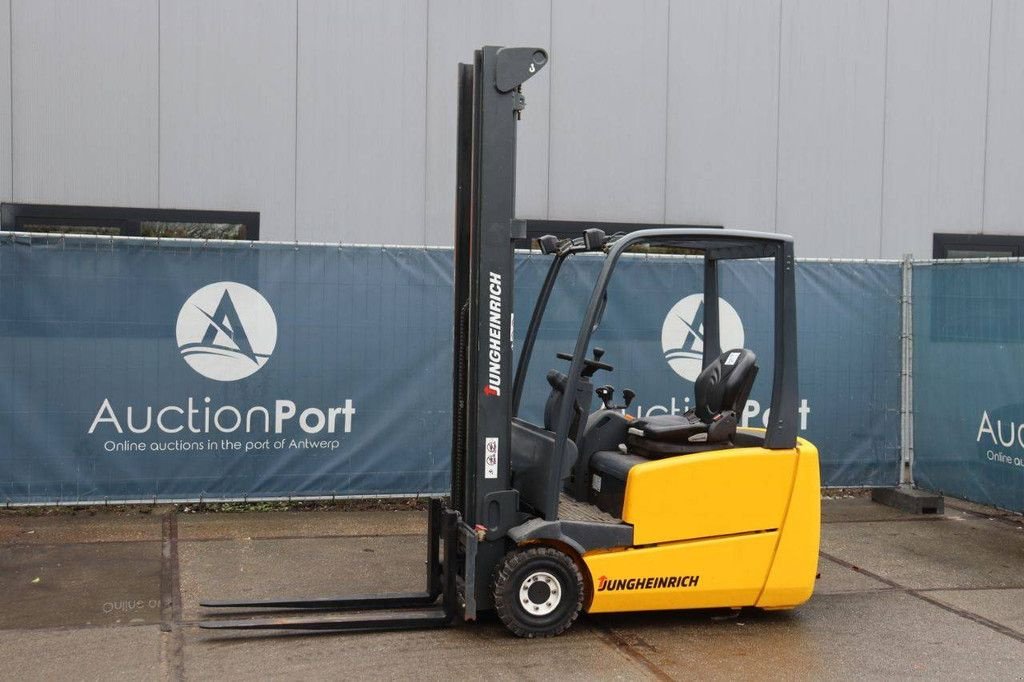 Frontstapler tip Jungheinrich EFG 216k, Gebrauchtmaschine in Antwerpen (Poză 1)