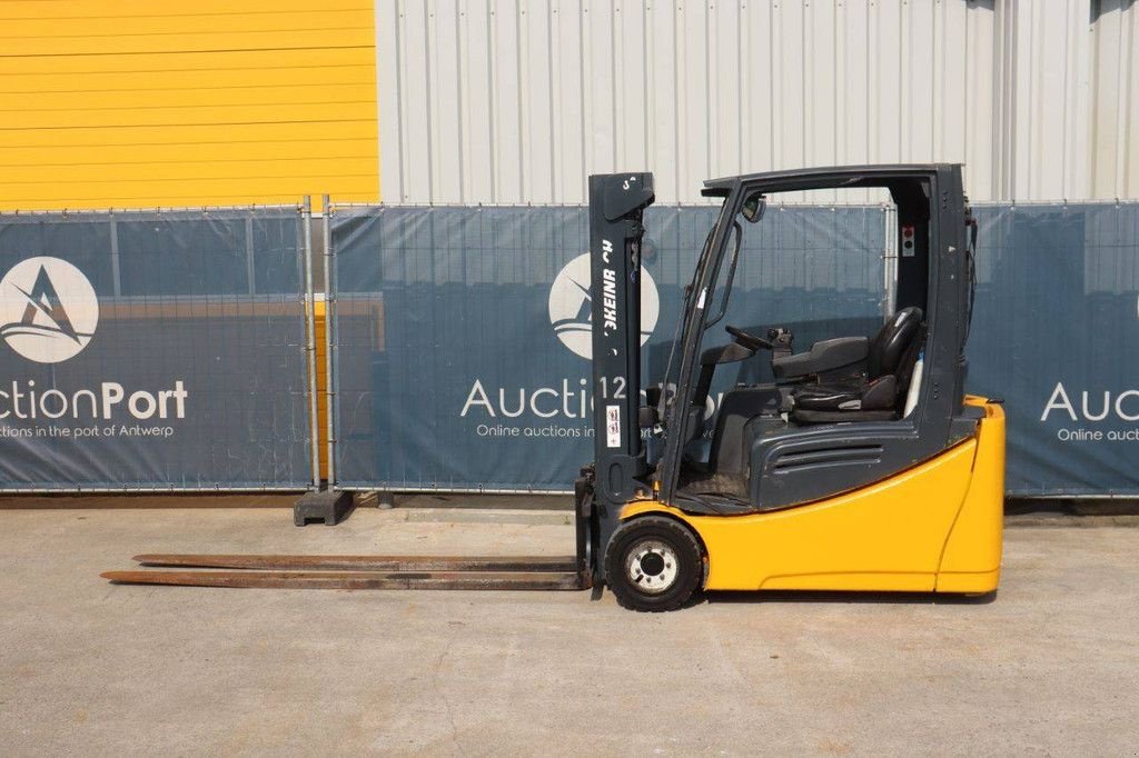 Frontstapler от тип Jungheinrich EFG 220, Gebrauchtmaschine в Antwerpen (Снимка 2)