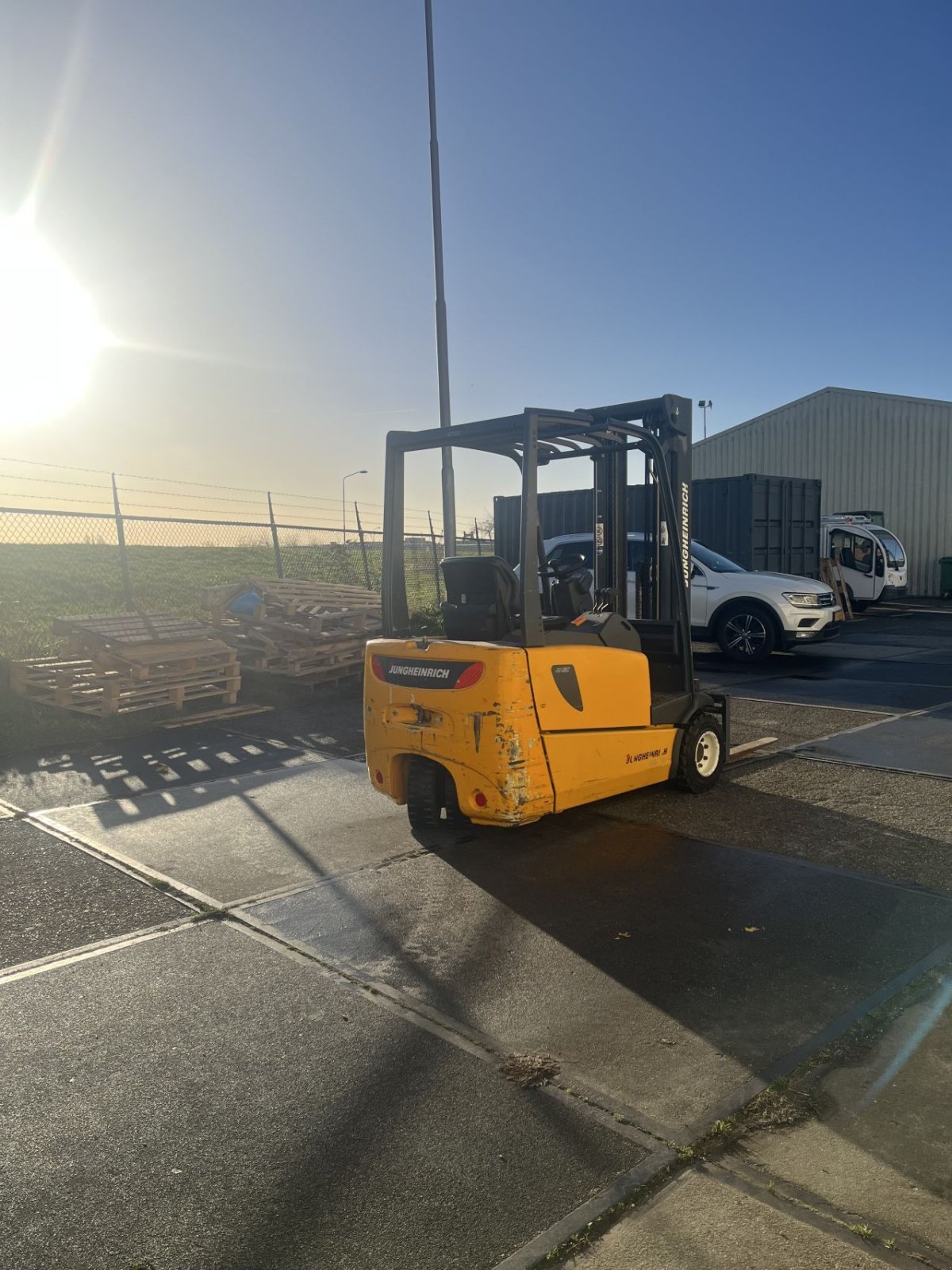 Frontstapler Türe ait Jungheinrich EFG 220, Gebrauchtmaschine içinde Etten Leur (resim 3)