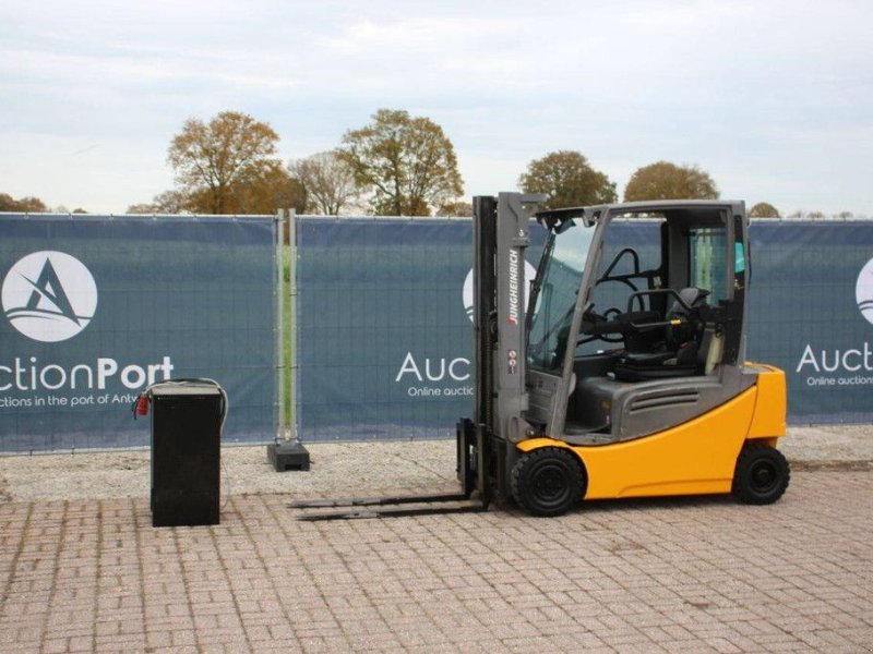 Frontstapler типа Jungheinrich EFG 316, Gebrauchtmaschine в Antwerpen (Фотография 1)