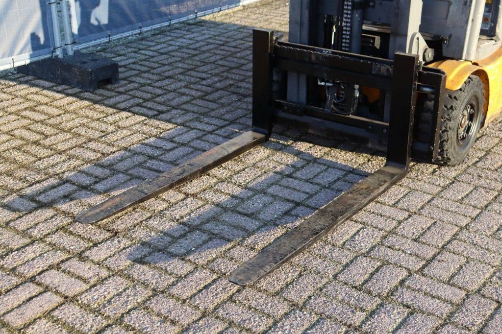 Frontstapler des Typs Jungheinrich EFG 316, Gebrauchtmaschine in Antwerpen (Bild 11)