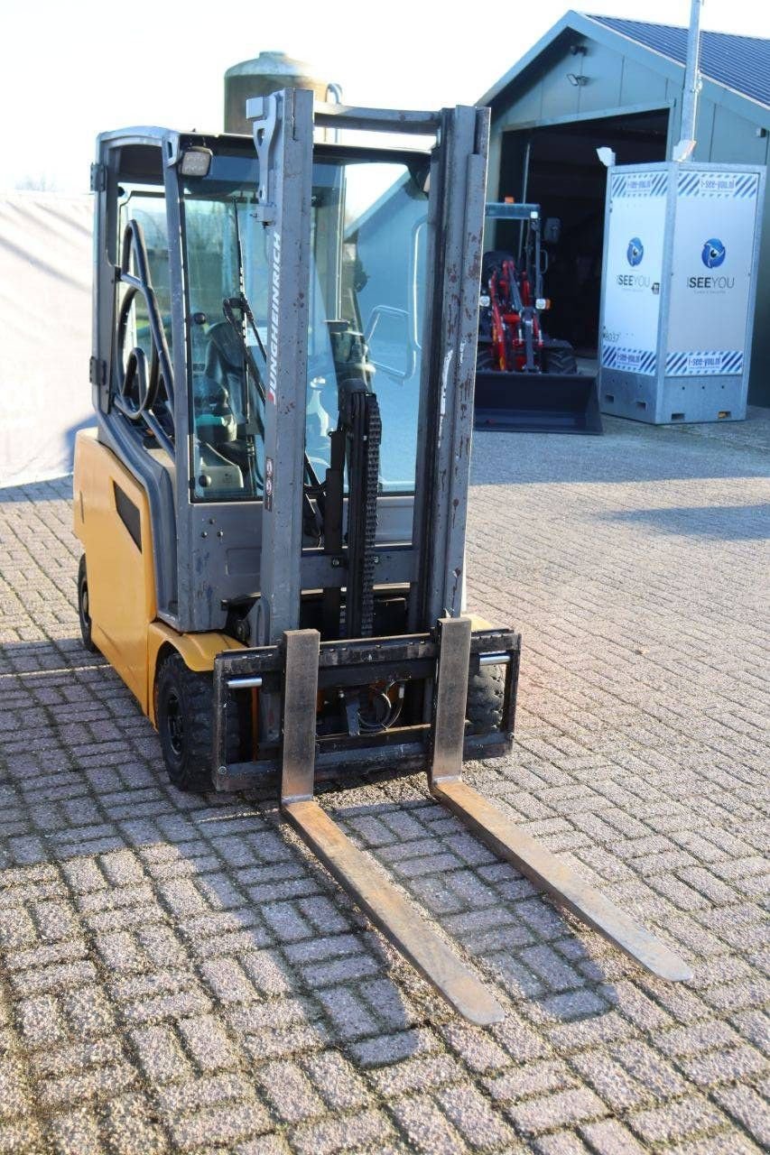 Frontstapler des Typs Jungheinrich EFG 316, Gebrauchtmaschine in Antwerpen (Bild 8)