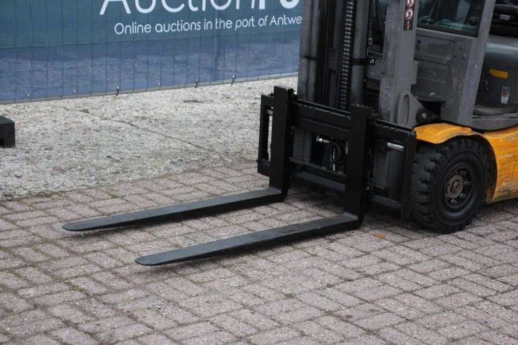 Frontstapler des Typs Jungheinrich EFG 316, Gebrauchtmaschine in Antwerpen (Bild 10)