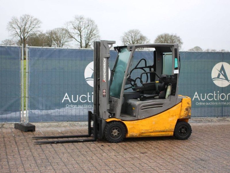 Frontstapler του τύπου Jungheinrich EFG 316, Gebrauchtmaschine σε Antwerpen (Φωτογραφία 1)