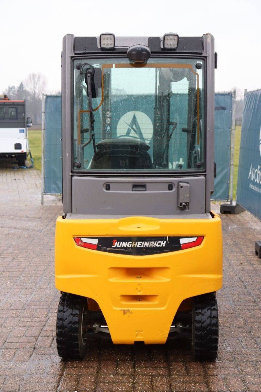 Frontstapler от тип Jungheinrich EFG 316, Gebrauchtmaschine в Antwerpen (Снимка 5)