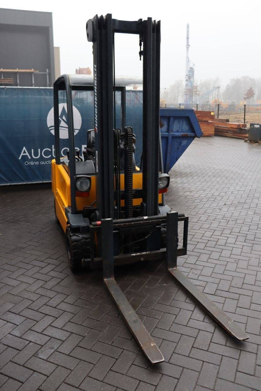Frontstapler a típus Jungheinrich EFG 320, Gebrauchtmaschine ekkor: Antwerpen (Kép 8)