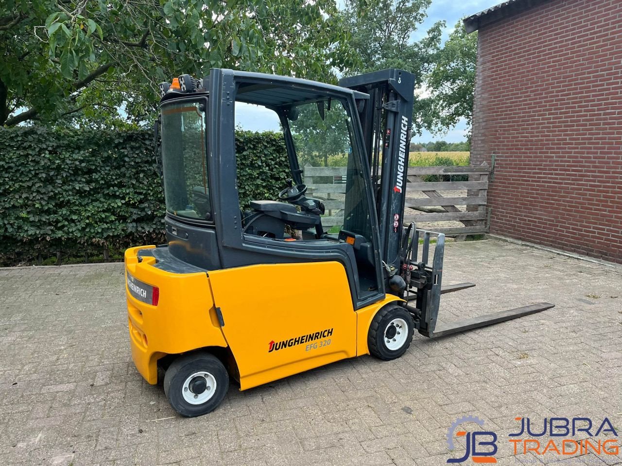 Frontstapler of the type Jungheinrich EFG 320, Gebrauchtmaschine in Buggenum (Picture 3)
