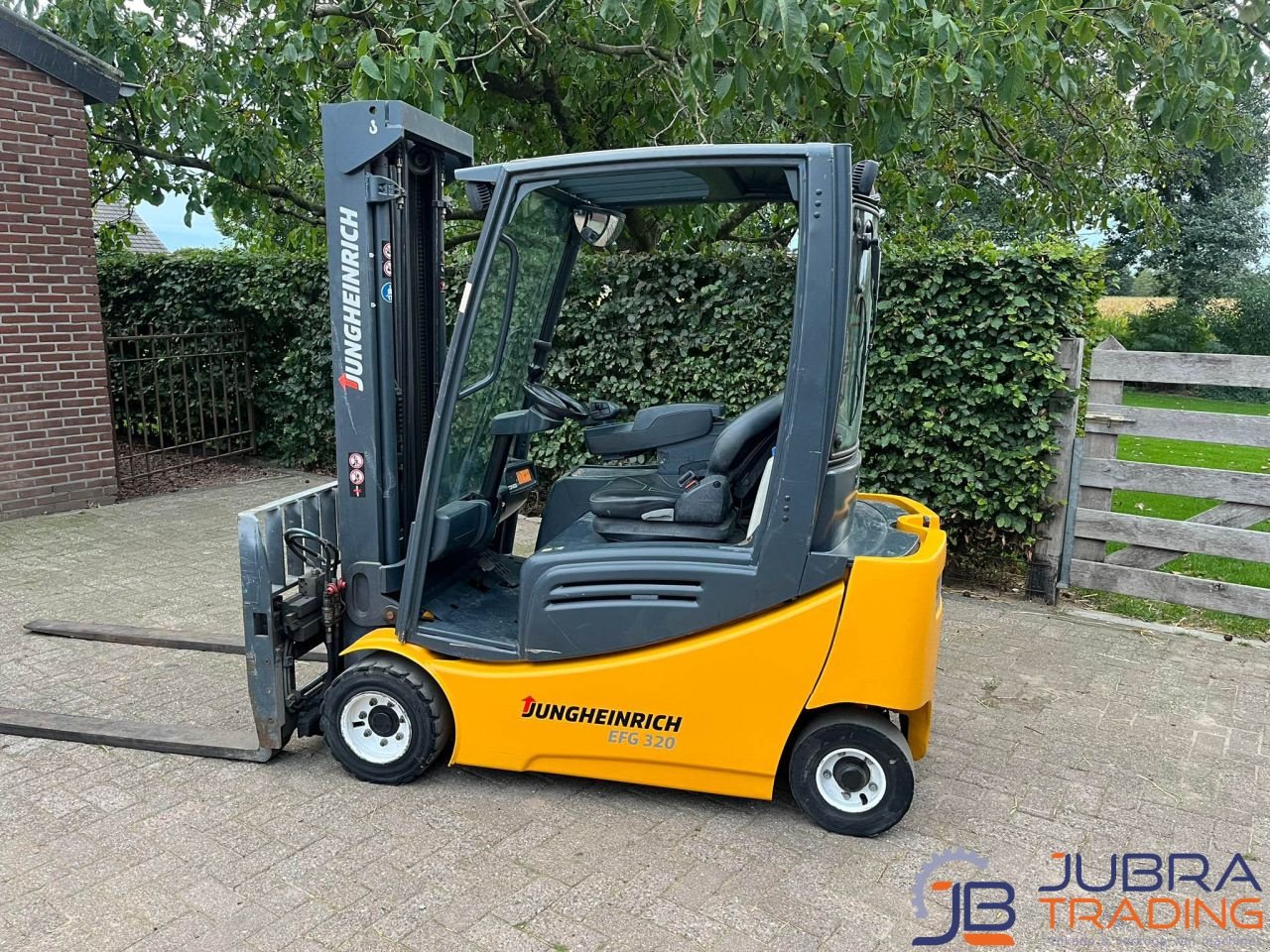 Frontstapler of the type Jungheinrich EFG 320, Gebrauchtmaschine in Buggenum (Picture 2)