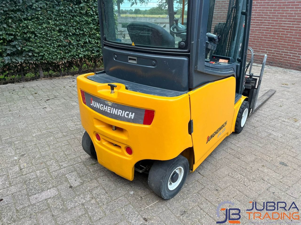 Frontstapler of the type Jungheinrich EFG 320, Gebrauchtmaschine in Buggenum (Picture 5)