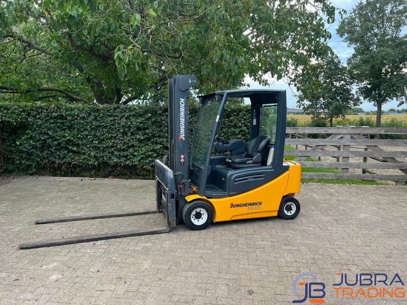 Frontstapler typu Jungheinrich EFG 320, Gebrauchtmaschine v Buggenum (Obrázok 1)