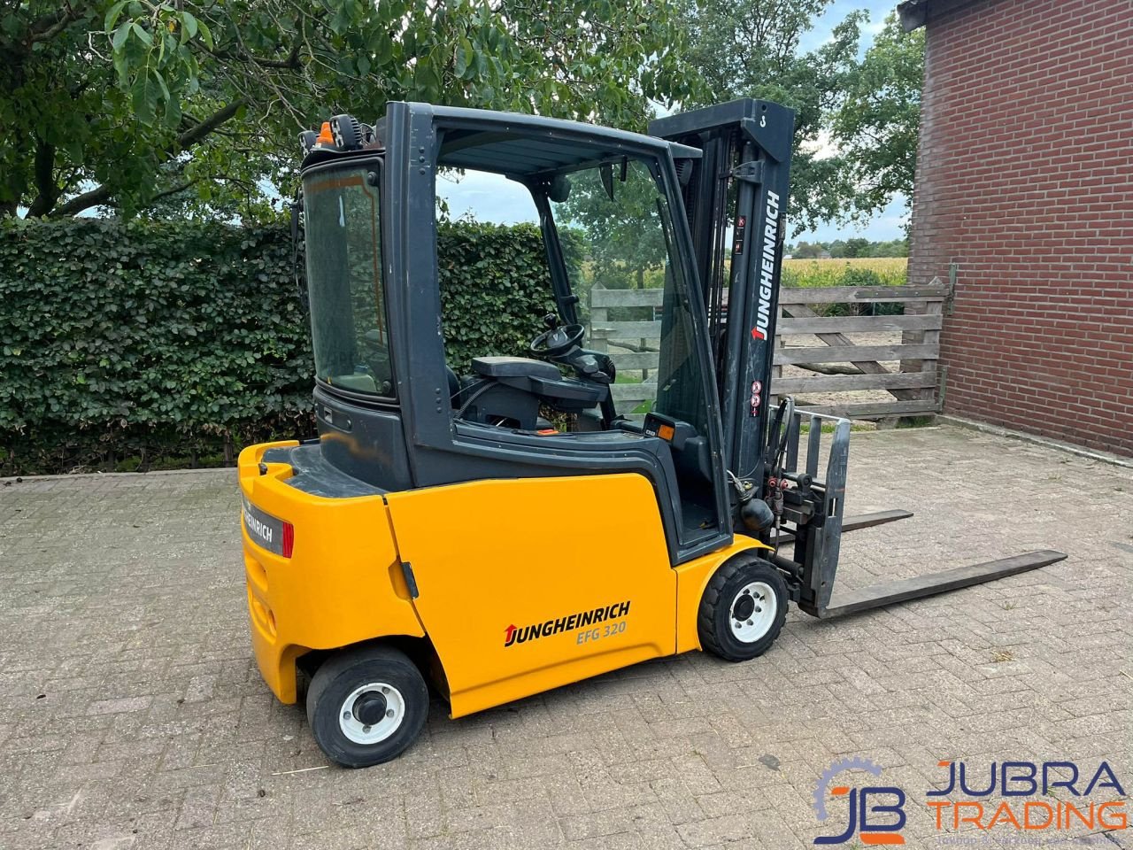 Frontstapler of the type Jungheinrich EFG 320, Gebrauchtmaschine in Buggenum (Picture 4)
