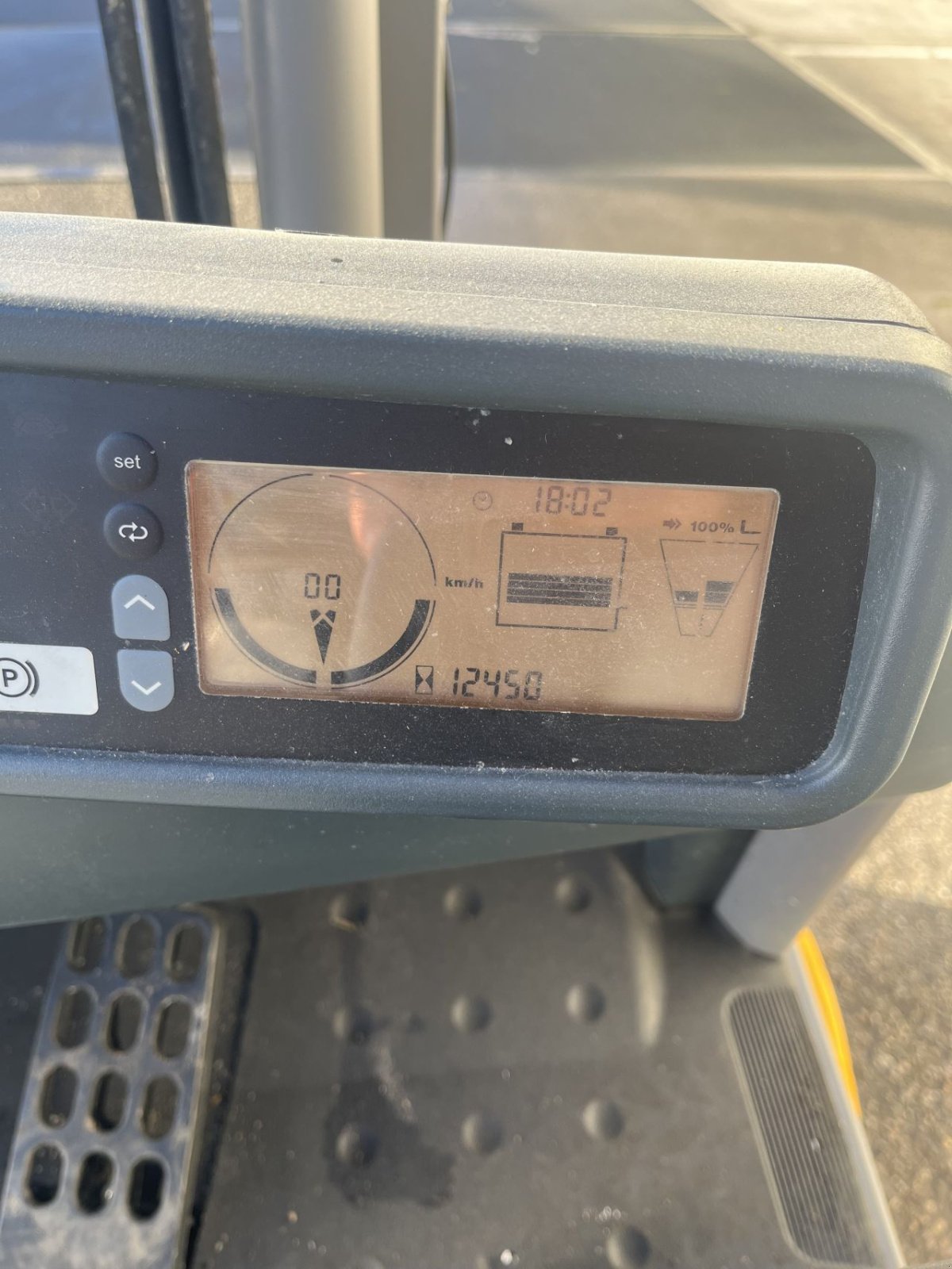 Frontstapler za tip Jungheinrich EFG 320, Gebrauchtmaschine u Etten Leur (Slika 9)