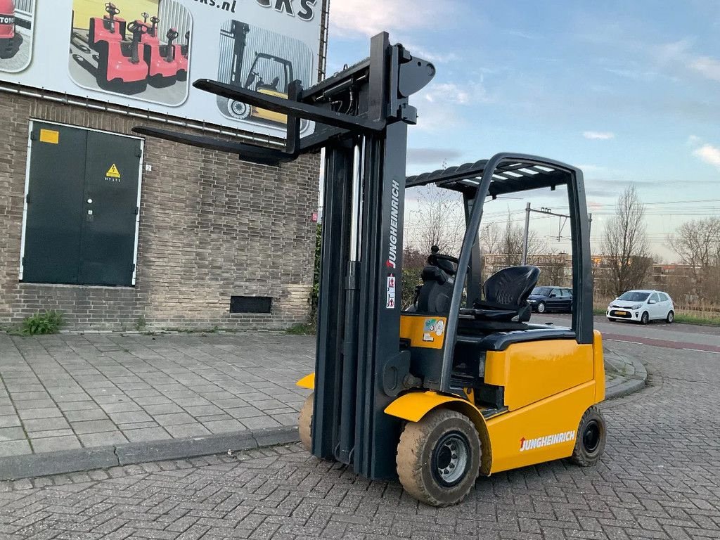 Frontstapler des Typs Jungheinrich EFG 425K 2500KG 6.00METER HEFTRUCK, Gebrauchtmaschine in Vlaardingen (Bild 8)