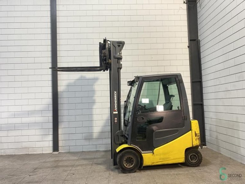 Frontstapler of the type Jungheinrich EFG 425k, Gebrauchtmaschine in Wijchen (Picture 8)