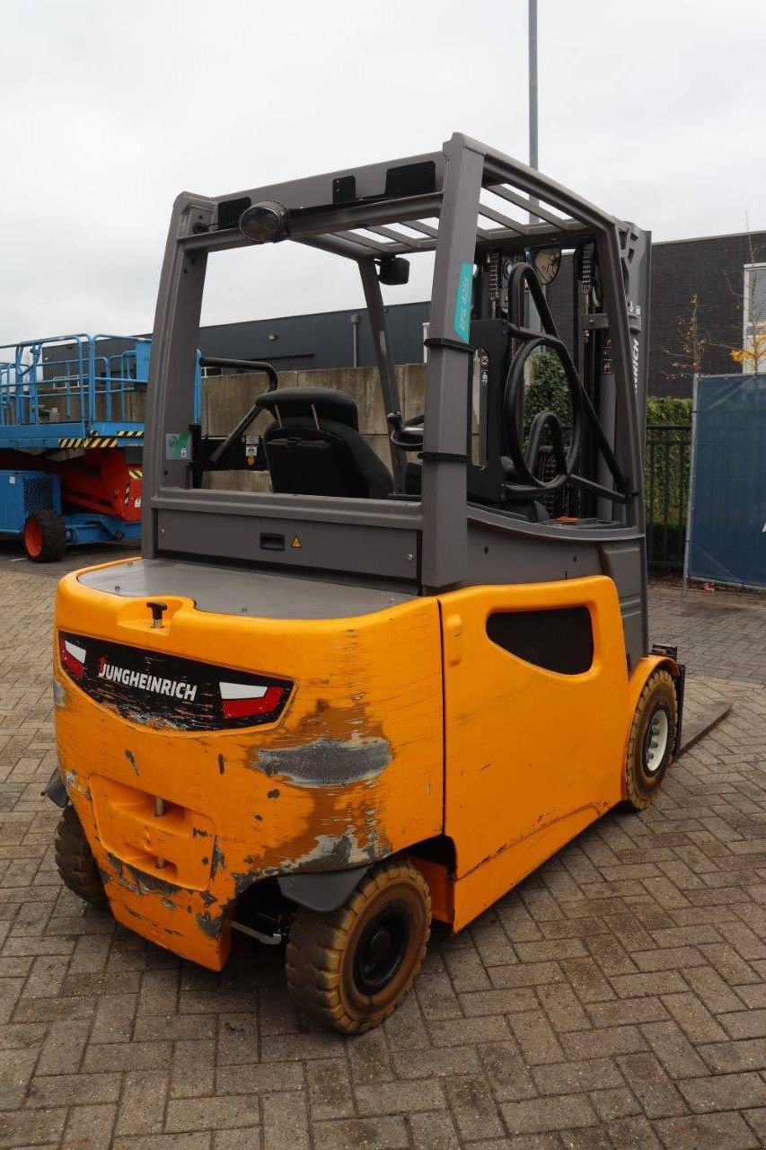 Frontstapler tip Jungheinrich EFG 425S, Gebrauchtmaschine in Antwerpen (Poză 7)