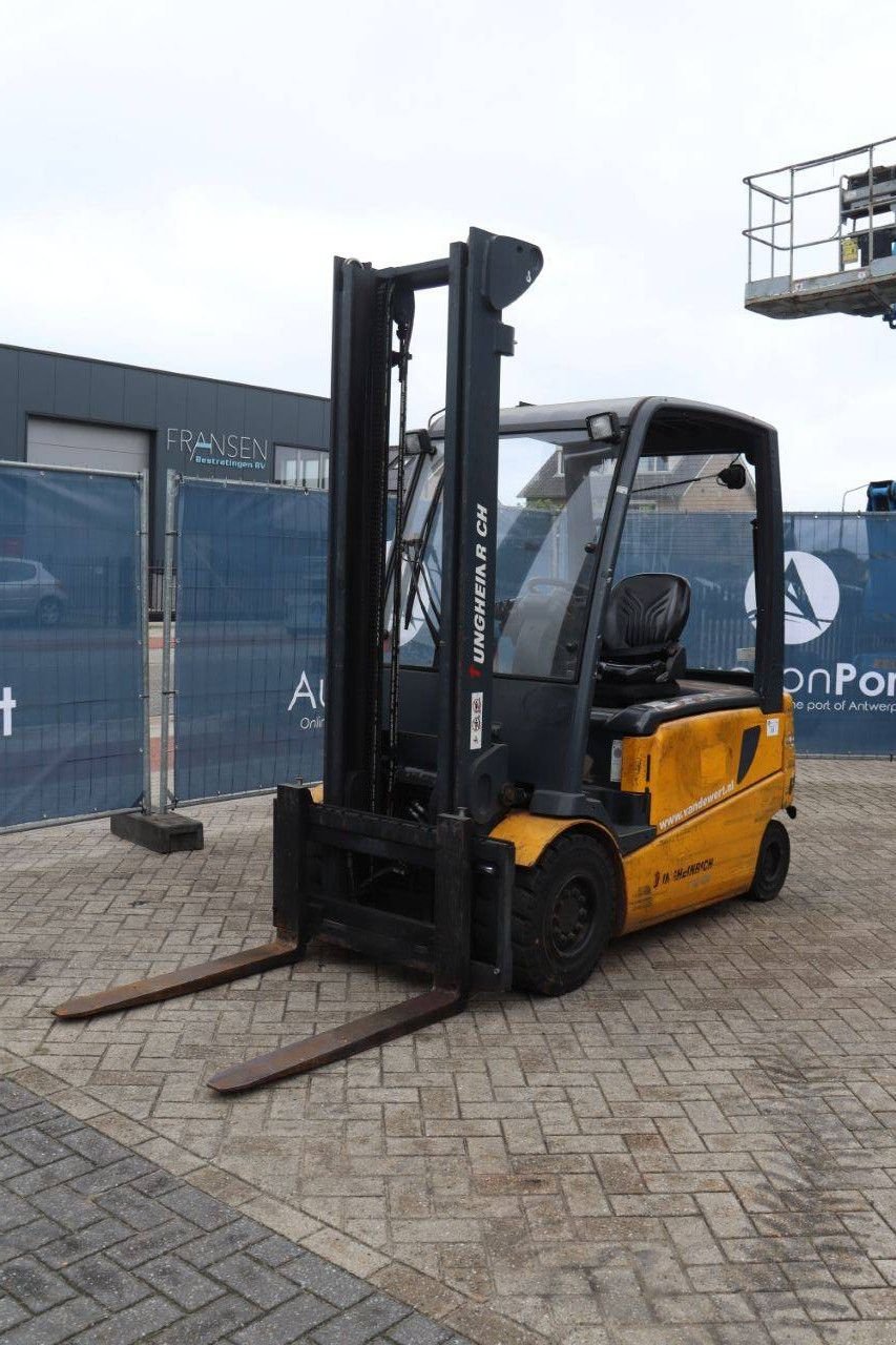 Frontstapler des Typs Jungheinrich EFG 430, Gebrauchtmaschine in Antwerpen (Bild 10)