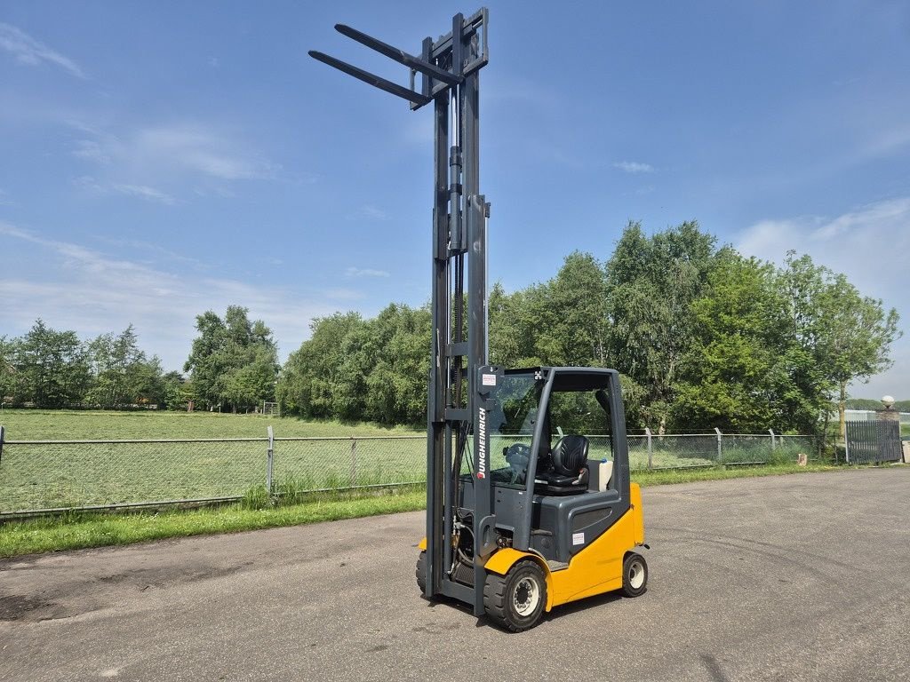 Frontstapler typu Jungheinrich EFG 430K, Gebrauchtmaschine v Mijdrecht (Obrázek 5)