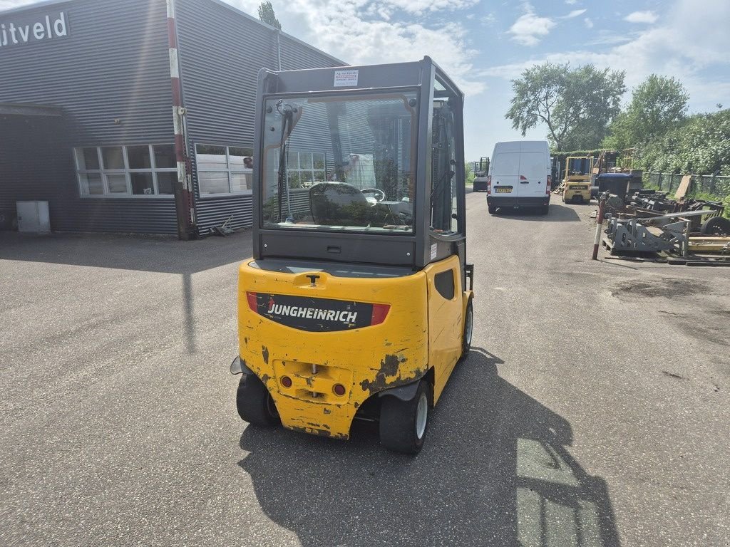 Frontstapler typu Jungheinrich EFG 430K, Gebrauchtmaschine v Mijdrecht (Obrázek 8)