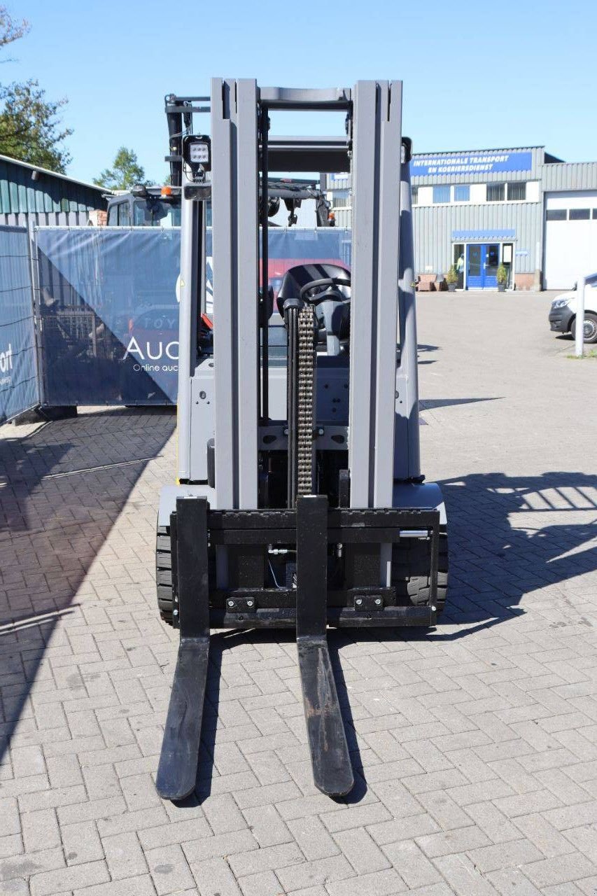 Frontstapler typu Jungheinrich EFG 435, Gebrauchtmaschine v Antwerpen (Obrázok 10)