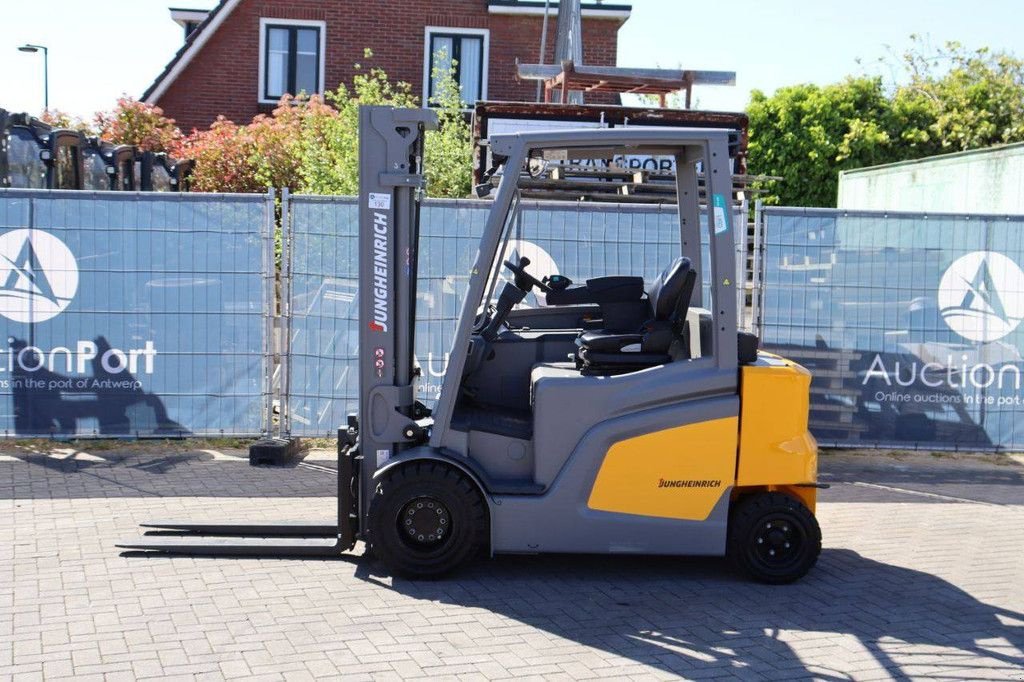 Frontstapler du type Jungheinrich EFG 435, Gebrauchtmaschine en Antwerpen (Photo 2)