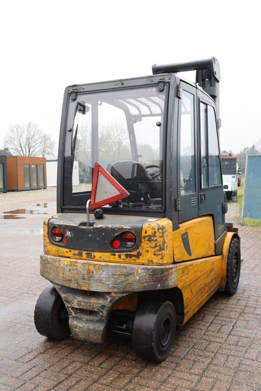 Frontstapler typu Jungheinrich EFG 540, Gebrauchtmaschine w Antwerpen (Zdjęcie 7)