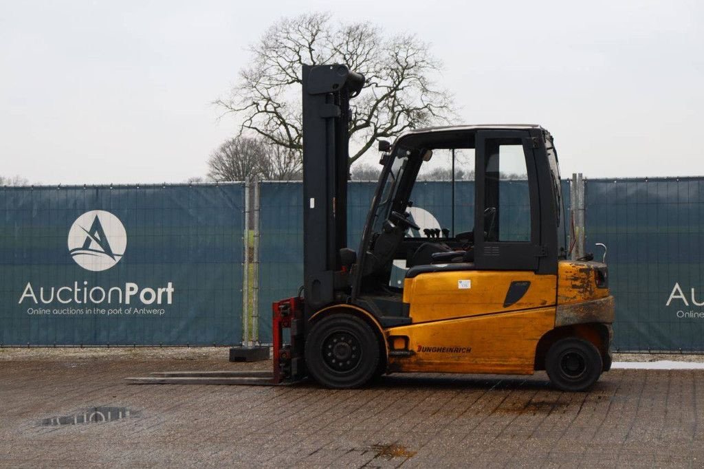 Frontstapler typu Jungheinrich EFG 540, Gebrauchtmaschine w Antwerpen (Zdjęcie 3)