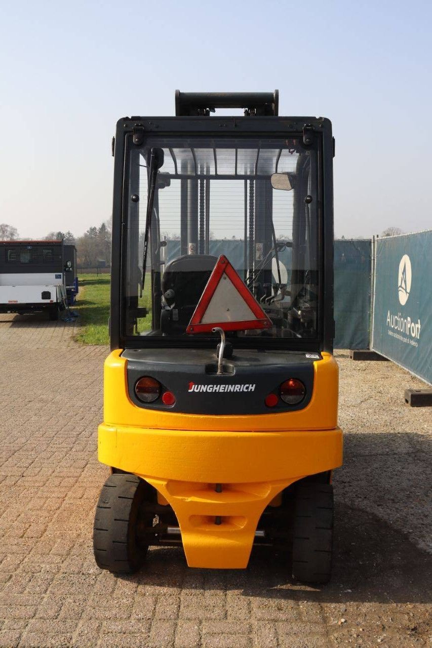 Frontstapler del tipo Jungheinrich EFG 540, Gebrauchtmaschine en Antwerpen (Imagen 5)