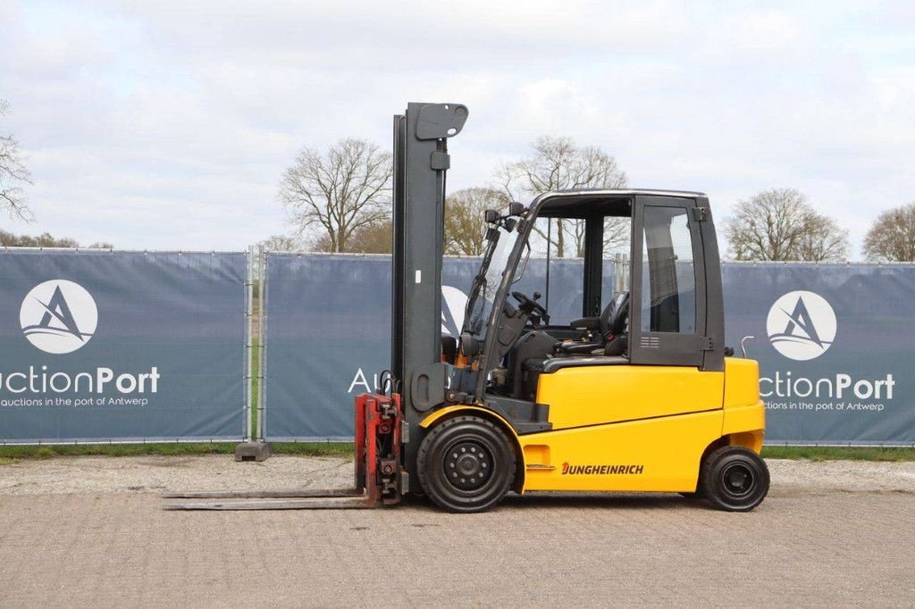 Frontstapler a típus Jungheinrich EFG 540, Gebrauchtmaschine ekkor: Antwerpen (Kép 1)