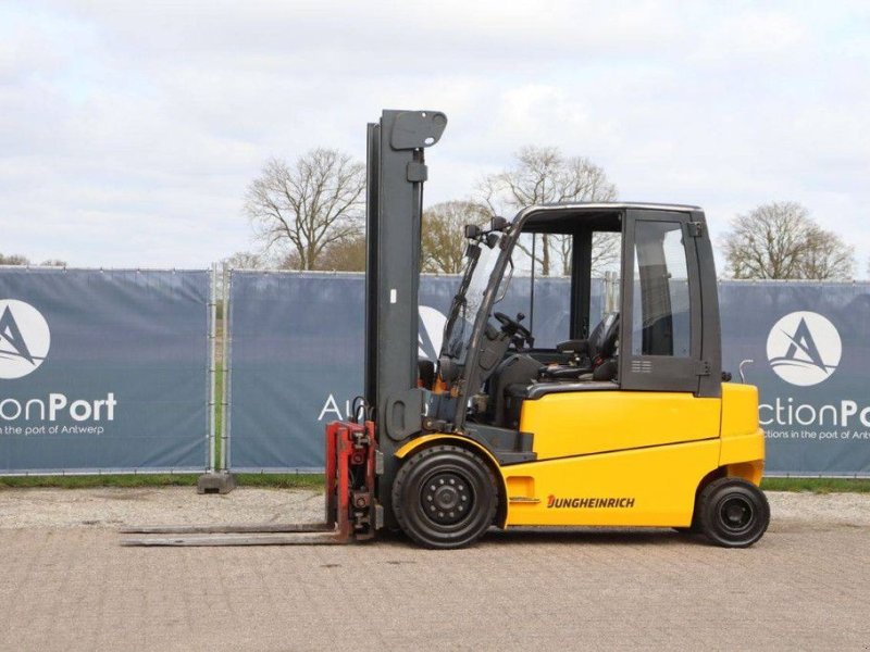 Frontstapler типа Jungheinrich EFG 540, Gebrauchtmaschine в Antwerpen (Фотография 1)