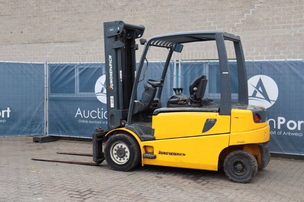 Frontstapler a típus Jungheinrich EFG 545, Gebrauchtmaschine ekkor: Antwerpen (Kép 3)