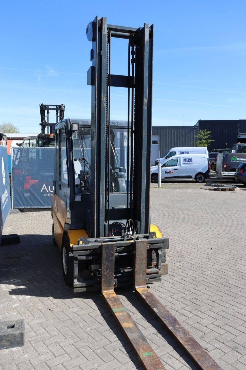 Frontstapler от тип Jungheinrich EFG 545, Gebrauchtmaschine в Antwerpen (Снимка 9)