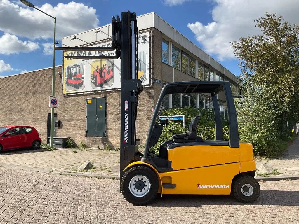 Frontstapler des Typs Jungheinrich EFG 550 5000KG 3.00METER HEFTRUCK, Gebrauchtmaschine in Vlaardingen (Bild 7)