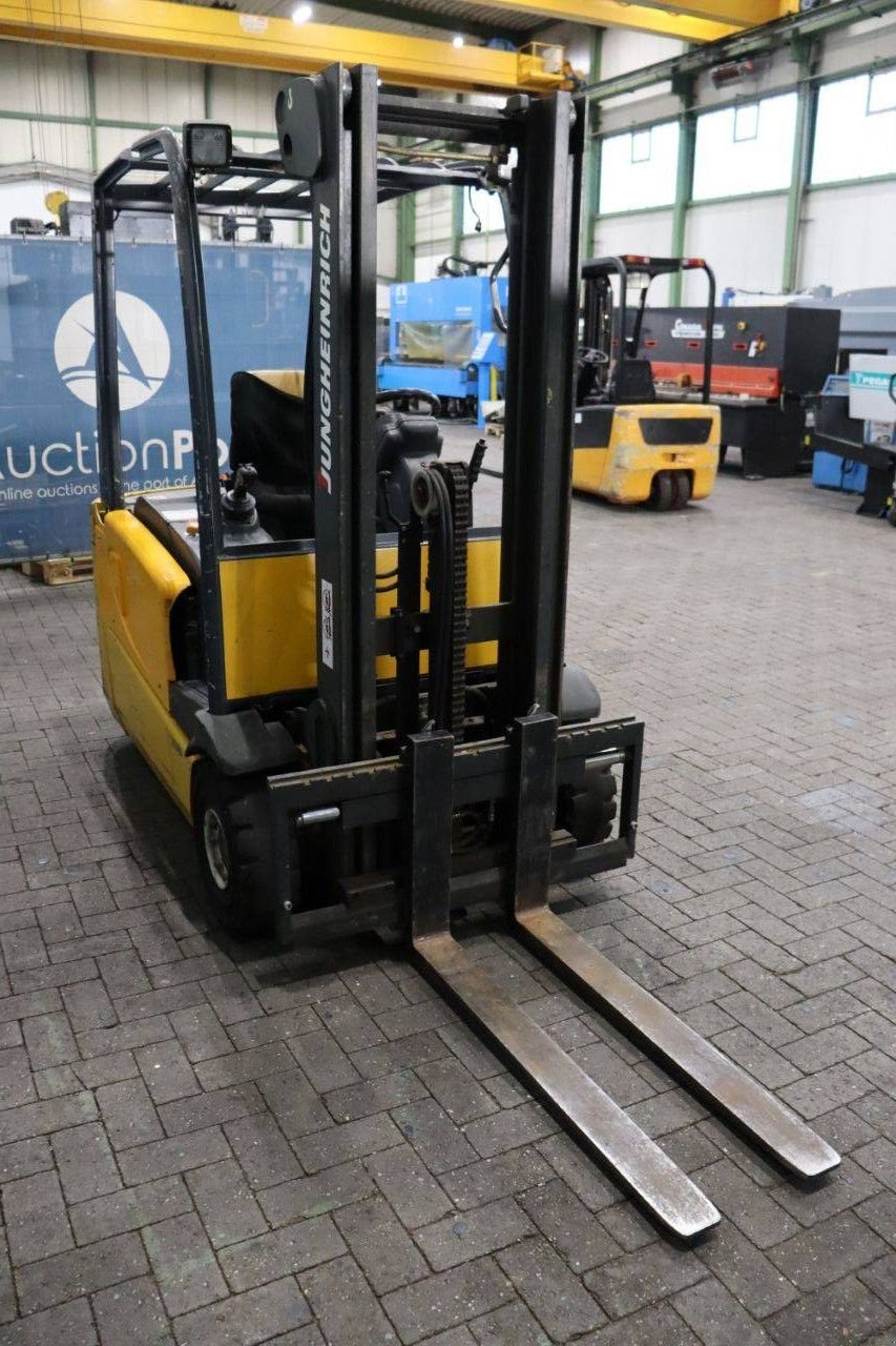 Frontstapler van het type Jungheinrich EFG-DF 16L, Gebrauchtmaschine in Antwerpen (Foto 8)