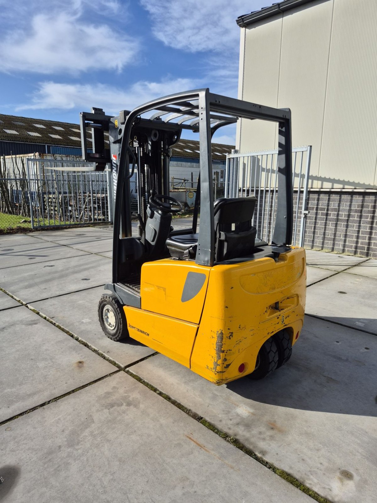 Frontstapler от тип Jungheinrich EFG DFac 15, Gebrauchtmaschine в Biddinghuizen (Снимка 3)