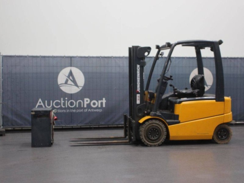 Frontstapler of the type Jungheinrich EFG-Vac 25, Gebrauchtmaschine in Antwerpen