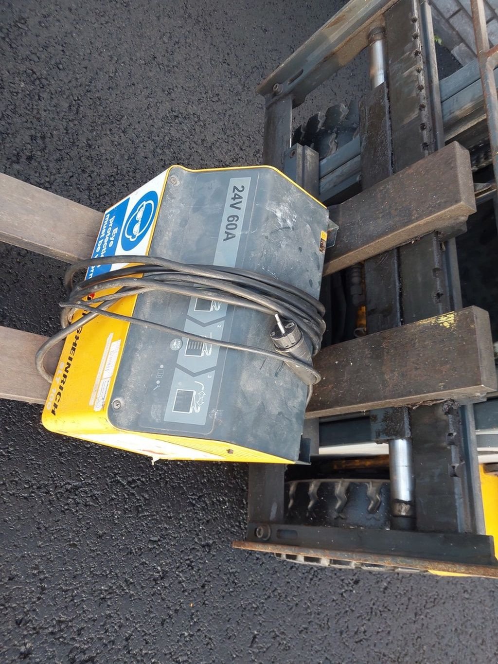 Frontstapler типа Jungheinrich EFG110K, Gebrauchtmaschine в Swifterbant (Фотография 8)