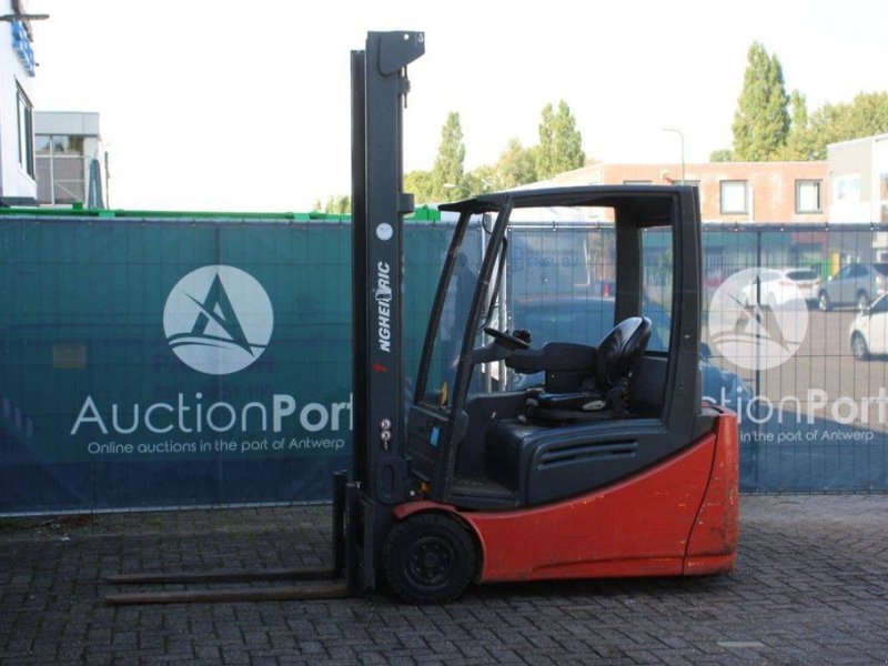 Frontstapler Türe ait Jungheinrich EFG216, Gebrauchtmaschine içinde Antwerpen (resim 1)