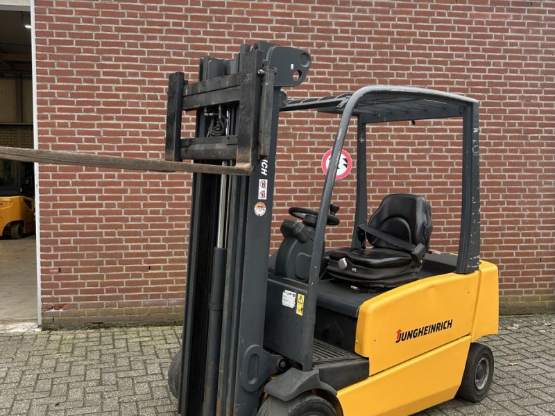 Frontstapler del tipo Jungheinrich efg216, Gebrauchtmaschine en Heythuysen