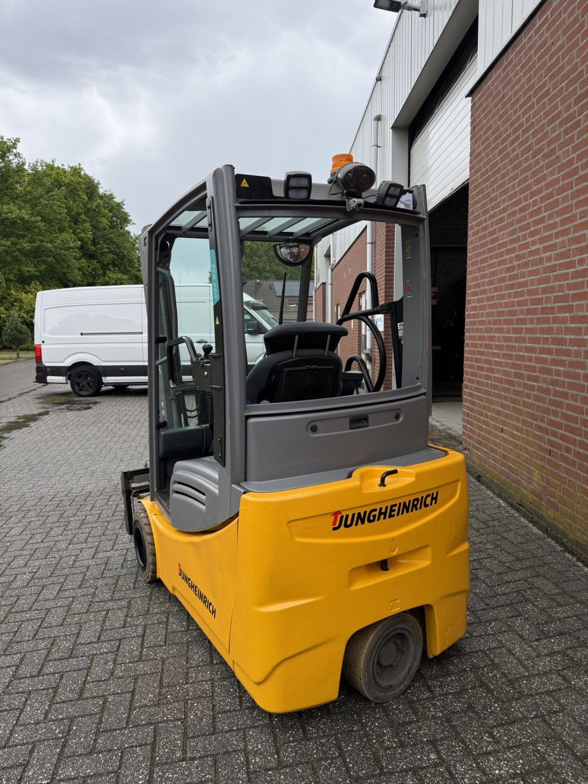 Frontstapler del tipo Jungheinrich efg220, Gebrauchtmaschine In Heythuysen (Immagine 3)